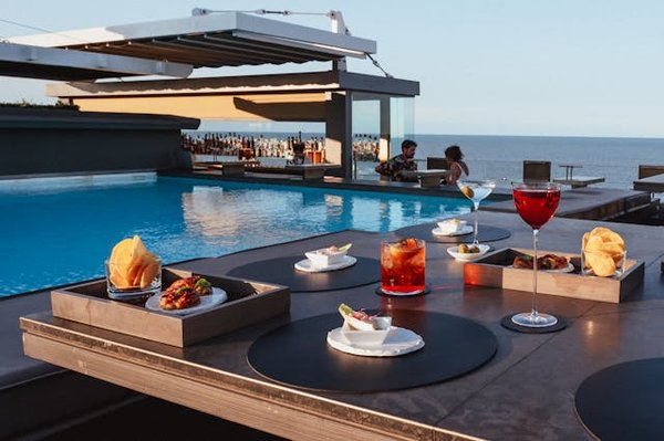 Découvrez le luxe du camping Holiday Green à Fréjus